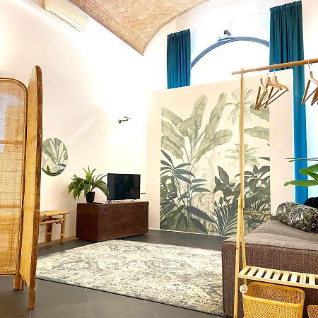 The Jungle Apartment Парма Екстер'єр фото