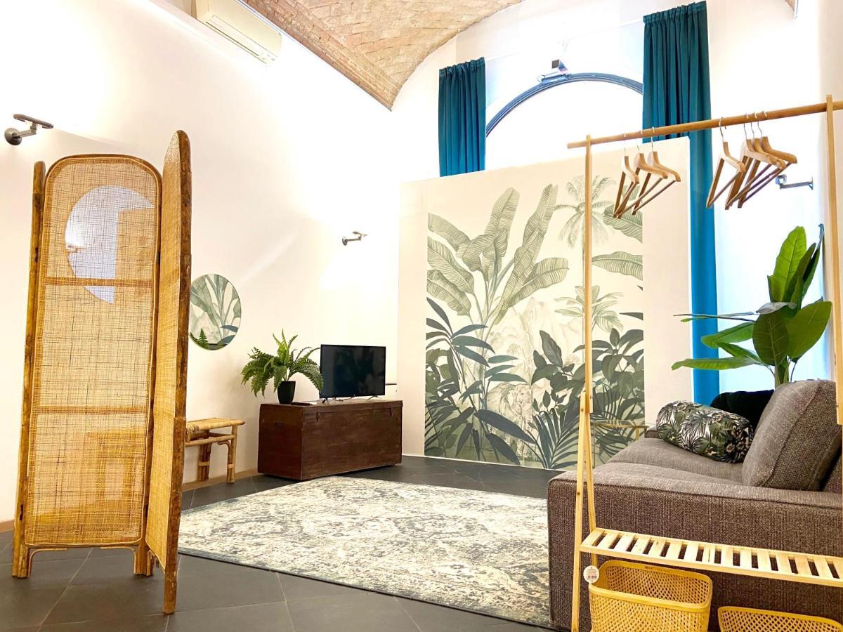 The Jungle Apartment Парма Екстер'єр фото