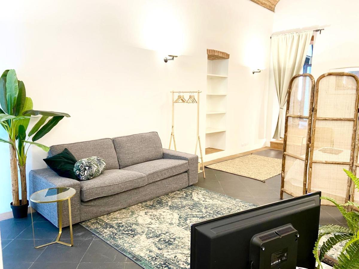The Jungle Apartment Парма Екстер'єр фото